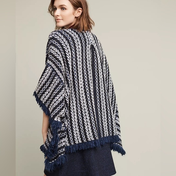 Anthropologie Sleeping On Snow Tajo Jacquard Poncho - Picture 4 of 10